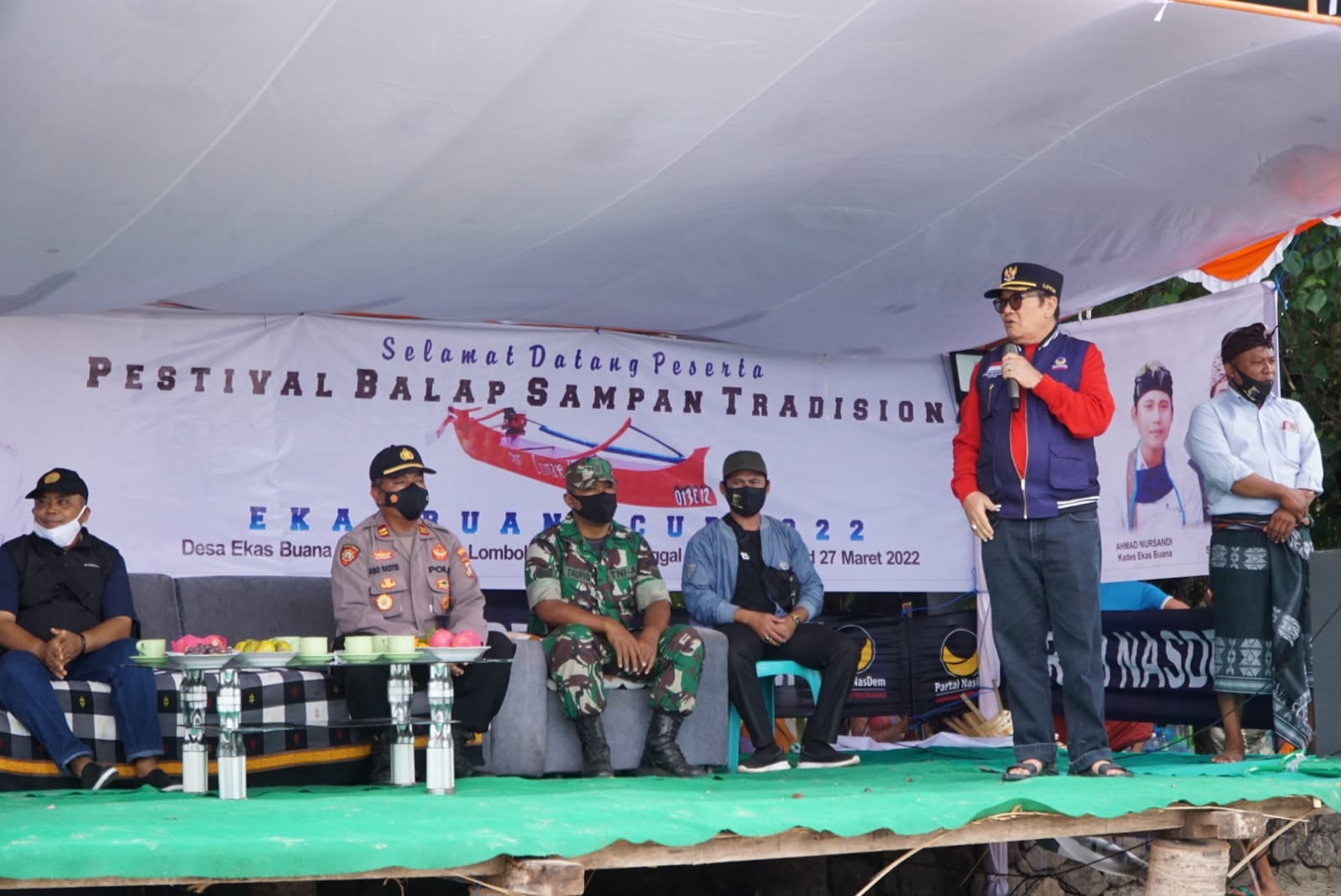 Wabup Rumaksi Buka Festival Balap Sampan Tradisional