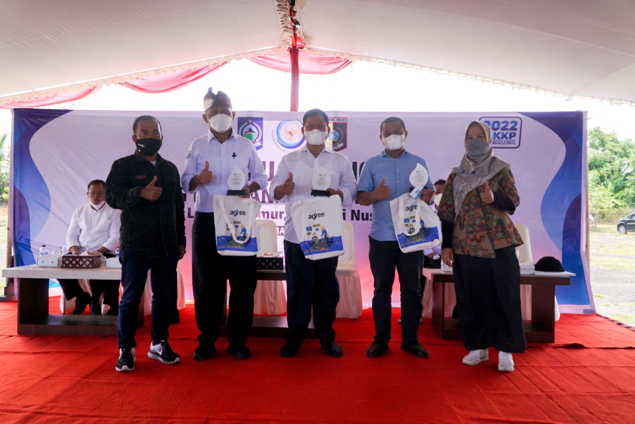 Bupati dan Kementerian KKP  Me-launching Kampung Budidaya Lobster