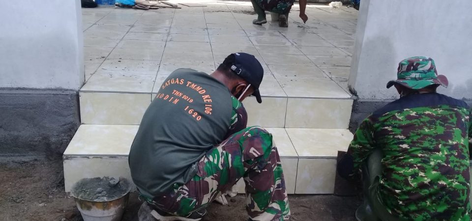 Wujud Aksi Peduli Sosial Kodim Loteng Bangun TPA