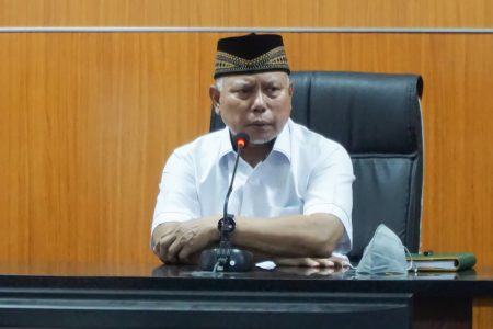 Bupati Lotim Mengajak Pejabat Berzakat Melalui Baznas