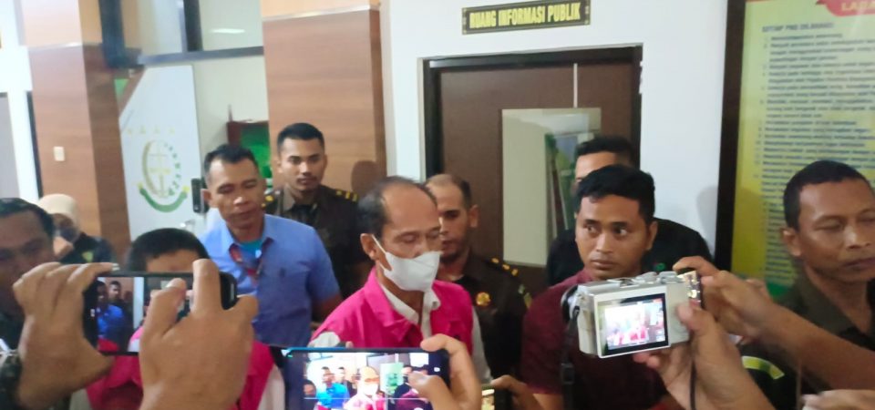 Ditetapkan Jadi Tersangka, Dirut RSUD Praya Seret Bupati-Wabup