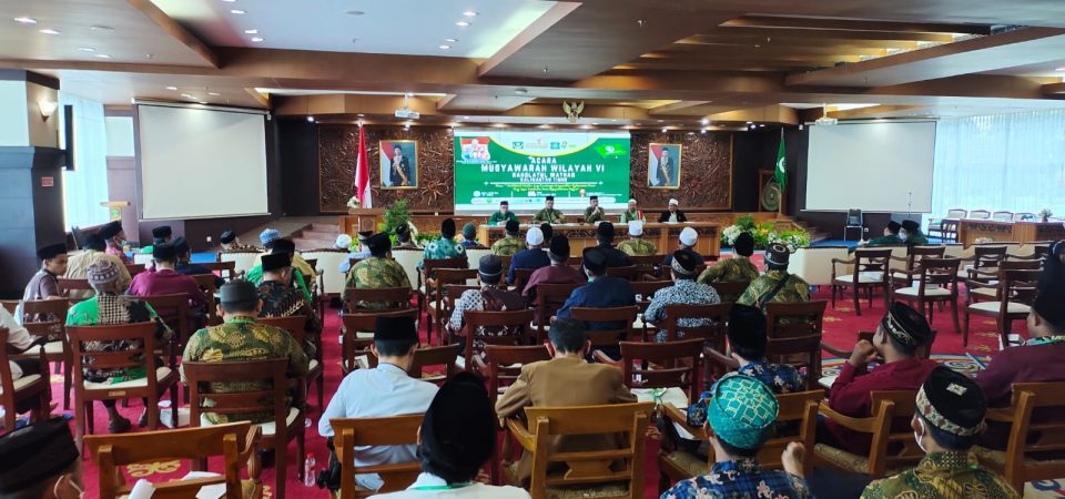 Ketum PBNW Hadiri Musywil VI PWNW Kaltim, Gubernur Irsan : Mars NW Luar Biasa