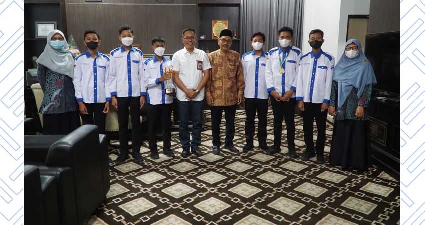 MTsN 1 Harumkan Lotim, Sekda Berikan Apresiasi