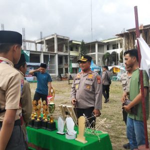 Kapolres Lotim Kunjungi Even Bazar Ormawa BEM IAIH NW