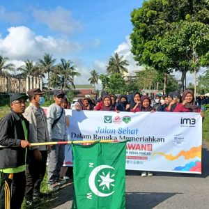 Ribuan Peserta Ikuti Jalan Sehat Semarak Hari Pahlawan