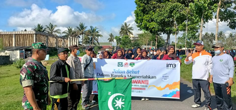 Ribuan Peserta Ikuti Jalan Sehat Semarak Hari Pahlawan