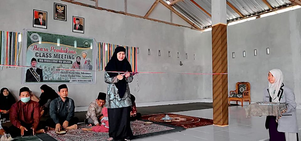 OSIM MA Mu’allimat NW Anjani Gelar Class Meeting