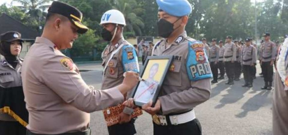 Terlibat Kasus Pidana dan Pelanggaran Kode Etik, Mungkadar Polisi Dipecat