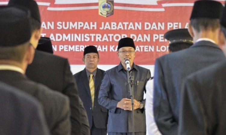 Sekda Lantik 20 Pejabat Administrator Pemkab Lotim