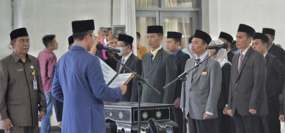 Sekda Lotim Lantik Widayat jadi Kepala Dinas Pariwisata