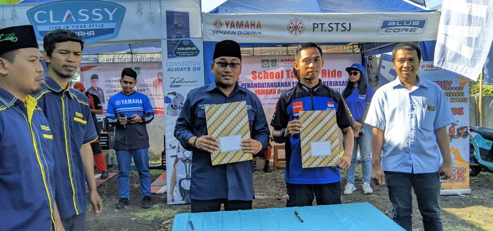 SMK NW Anjani  Teken MoU dengan PT. Surya Timur Sakti Jatim