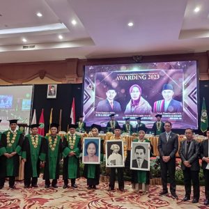 Wisuda, Dr Lalu Muhyi :  UNW Mataram Berkomitmen Tingkatkan Mutu Pendidikan