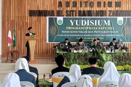 58 Mahasiswa Prodi KPI Fakultas Dakwah IAIH NW Lotim Dikukuhkan jadi Sarjana