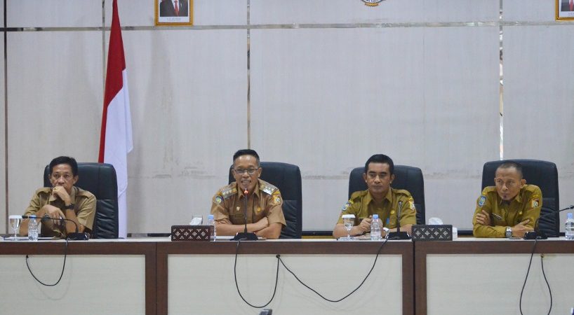 Pj. Bupati Pimpin Rapat SIPD dan Pengisian Pjs. Kades