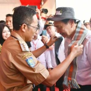 Pj Bupati Juaini Taofik Sambut Kedatangan Menko Marves Tinjau Proyek Hilirisasi Rumput Laut