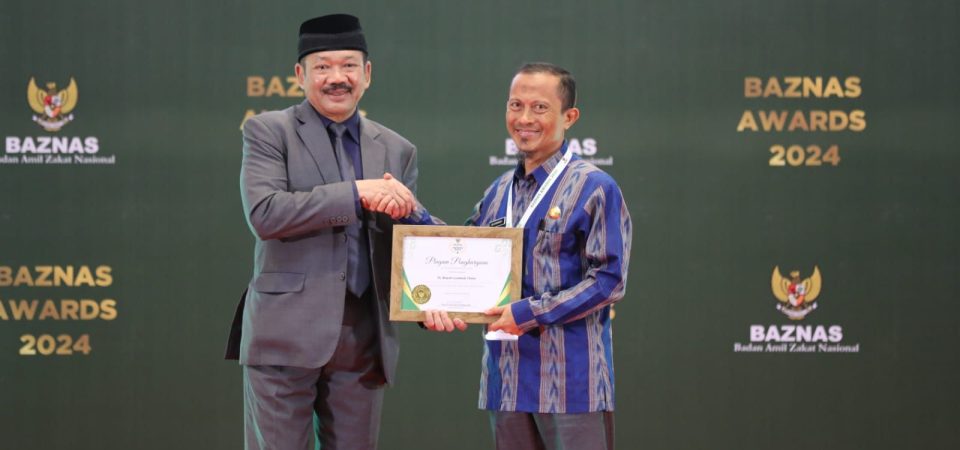 Pj. Bupati Lombok Timur Raih Penghargaan Bergengsi di BAZNAS Award 2024