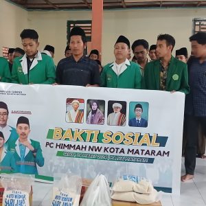 Sukseskan Program PBNW, PC HIMMAH NW Mataram Gandeng BEM Se- UNW Mataram Gelar Bakti Sosial 