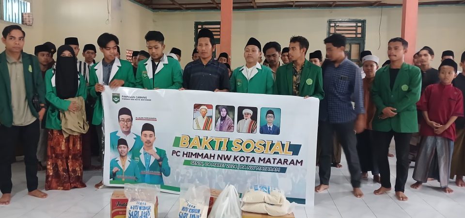 Sukseskan Program PBNW, PC HIMMAH NW Mataram Gandeng BEM Se- UNW Mataram Gelar Bakti Sosial 