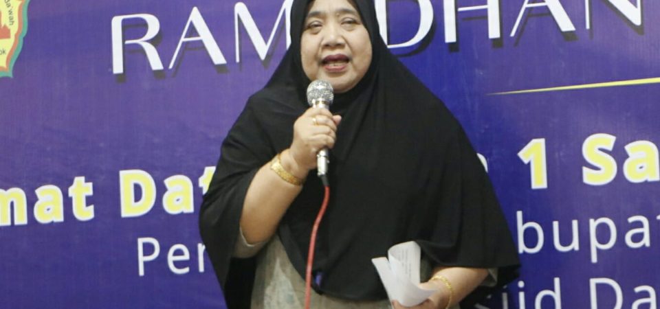 Agenda Safari Ramadhan Malam 12, Bupati Lombok Barat Sambangi Desa Mesanggok