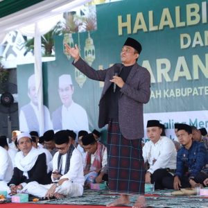 Bupati Beri Sambutan Sholat Idul Fitri 1 Syawal 1445 H di Masjid Agung Lombok Tengah