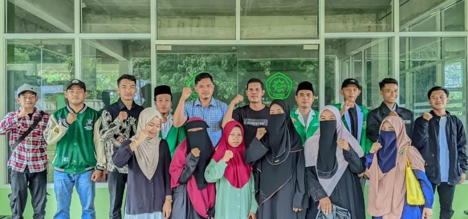 Kuatkan Perjuangan PW HIMMAH NW NTB Kunjungi PC HIMMAH NW Sumbawa