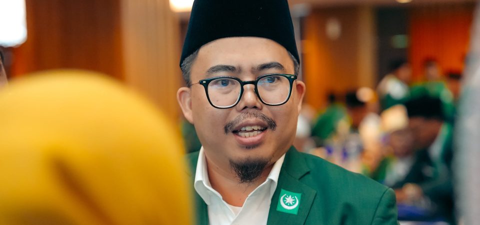 Aklamasi, Peserta Muktamar XV Tunjuk DR TGKH M Zainuddin Atsani Kembali Nahodai NW