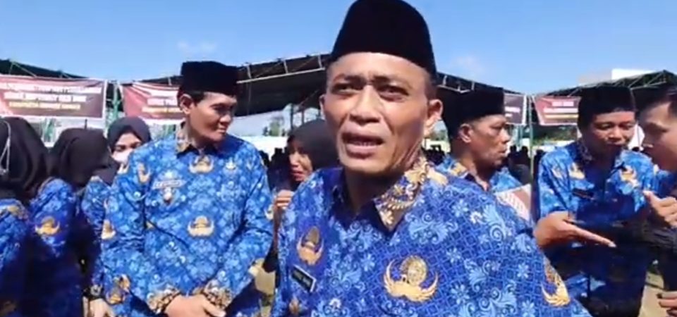 Pemkab Lombok Tengah Serahkan SK kepada  806 PPPK
