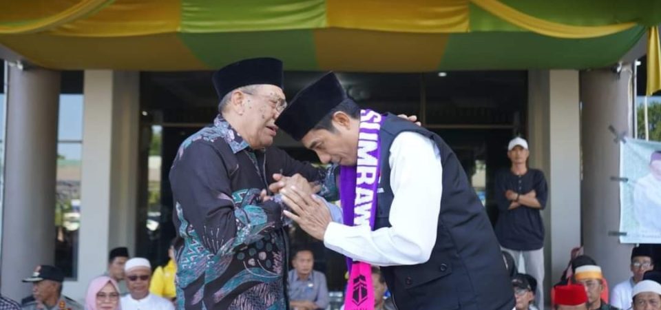 Bupati Sumbawa Lepas Keberangkatan 207 CJH 2024