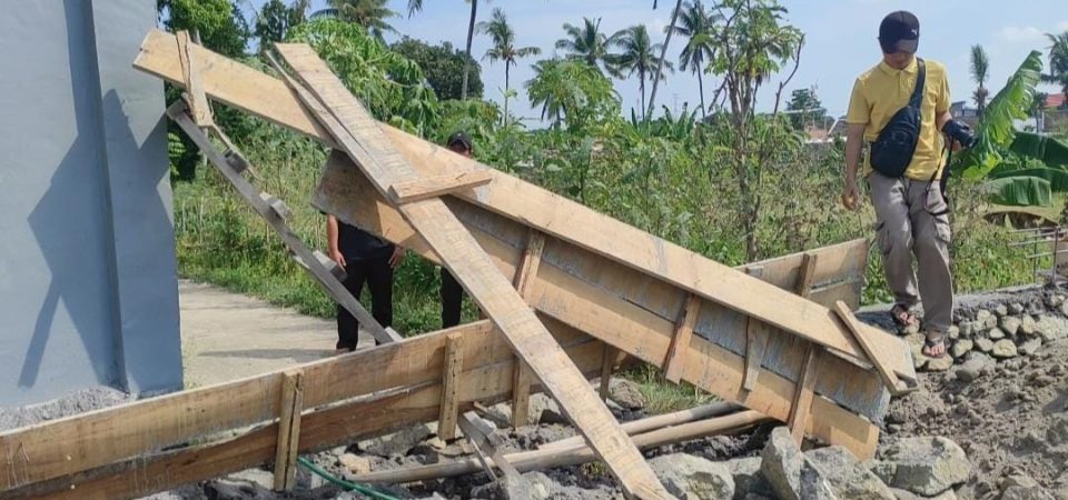 Pemilik Lahan Tutup Akses Permukiman, Puluhan Warga Terancam Terisolasi