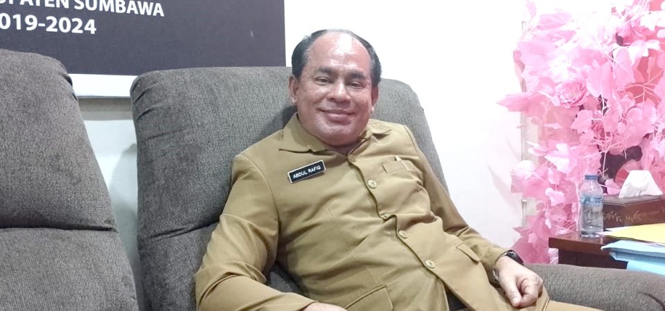 Ketua DPRD Apresiasi Dandim Sumbawa/1607  Penanaman Pohon