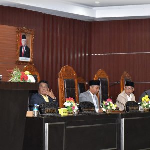 Pj Bupati Lombok Timur Sampaikan KUA-PPAS APBD Lotim 2025 di Hadapan Dewan