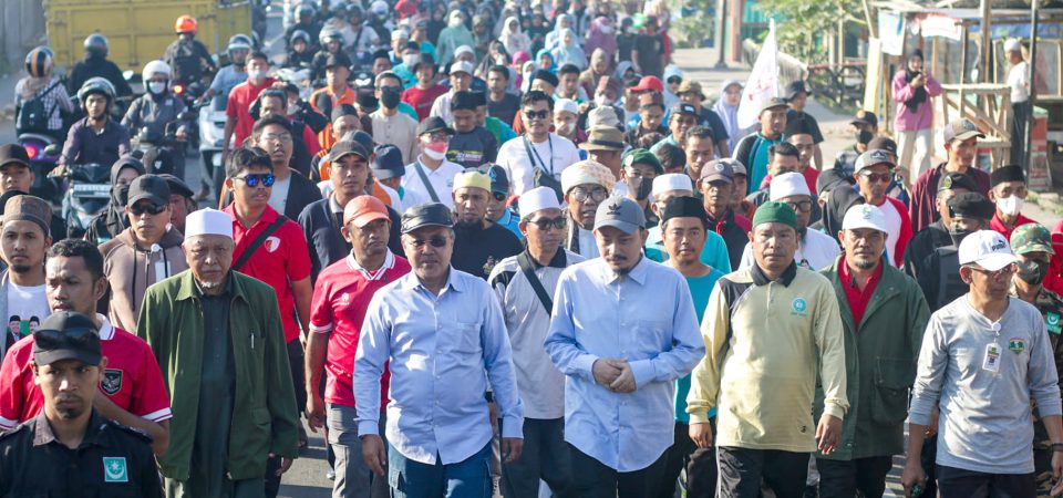 Jelang Hultah ke 89 Madrasah NWDI, Ribuan Warga NW Jalan Sehat Bersama SJP-TGF