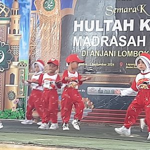 Lomba Senam ‘Garuda Di Dadaku’ Semarakkan  HULTAH ke-89 Madrasah NWDI