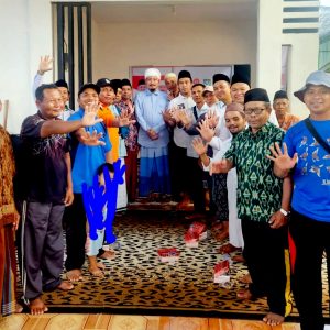Berkunjung ke Montong Tangi, Tuan Guru Fatihin Bicara Soal Pengusaha Tembakau Milenial