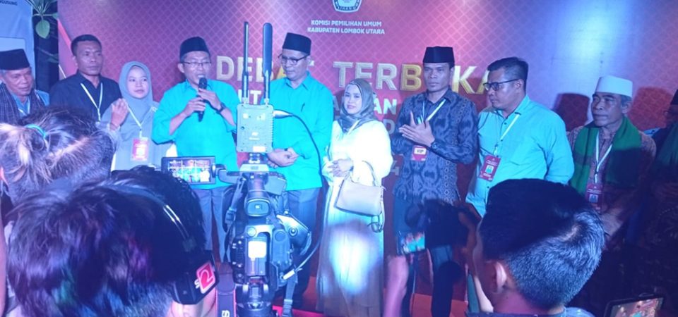 Debat Terakhir: Paslon MJA Kuliti Program-Program Pemimpin KLU Sebelumnya
