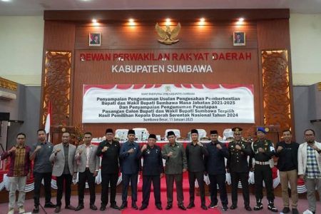 Rapat Paripurna DPRD Sumbawa:  Transisi Pemerintahan Sumbawa Dimulai