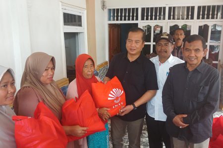 LMI dan INTI NTB Berikan Bantuan Korban Banjir di Sumbawa
