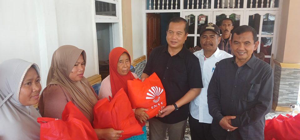 LMI dan INTI NTB Berikan Bantuan Korban Banjir di Sumbawa