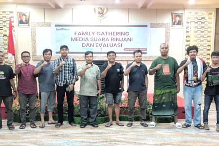 Family Gathering dan Rapat Evaluasi Media Suara Rinjani 2024 : Momentum Refleksi dan Jaga Kekompakan 