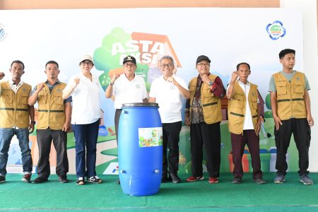 Peringati HPSN 2025, KLH dan Kemendes PDT Gelar Aksi Desa Bebas Sampah di KLU