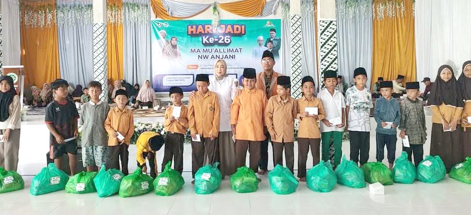 Hadi ke 26, MA Mu’allimat NW Anjani, Gelar Lomba dan Santunan Anak yatim