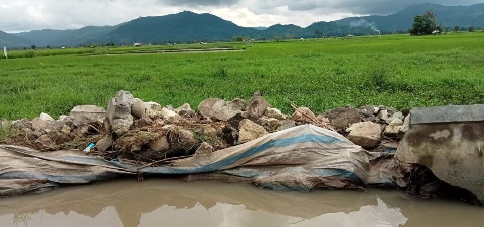Baru Jadi, Proyek Saluran Irigasi Rababaka Dompu Hancur Digerus Banjir Bandang