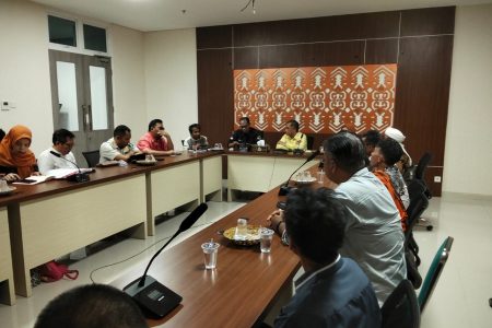Sekda Mediasi Soal Kisruh Lahan  PT Santrian  dengan Warga Mekar Sari