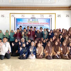 Sosialisasi Pencegahan Pernikahan Dini dan Stunting, KKN IAIH NW Lotim Gandeng PKK Aikprapa