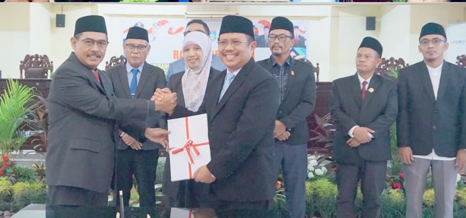 Sertijab Pj Bupati H Ilham kepada Bupati Lobar H. Lalu Ahmad Zaini Periode 2025-2030 Berlangsung Sukses