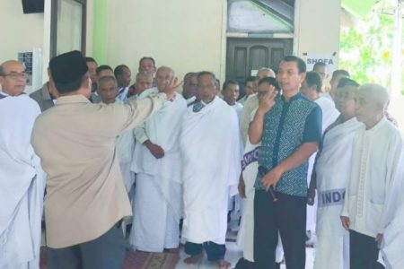 KUA Kec. Sumbawa Gelar Bimbingan Manasik Haji Upaya Meningkatkan Kesadaran dan Kesiapan Spiritual CHJ