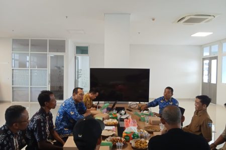 Tiga Desa di Loteng Siap Hadapi Monev KIP 2025