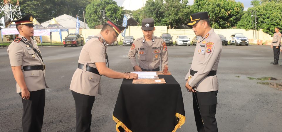 Kapolres Loteng Pimpin Sertijab Kasat Narkoba, Kapolsek Kawasan Mandalika dan Pelantikan Kapolsek Kopang