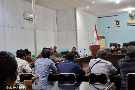 Aplikator RTG Mengadu ke DPRD Lombok Utara