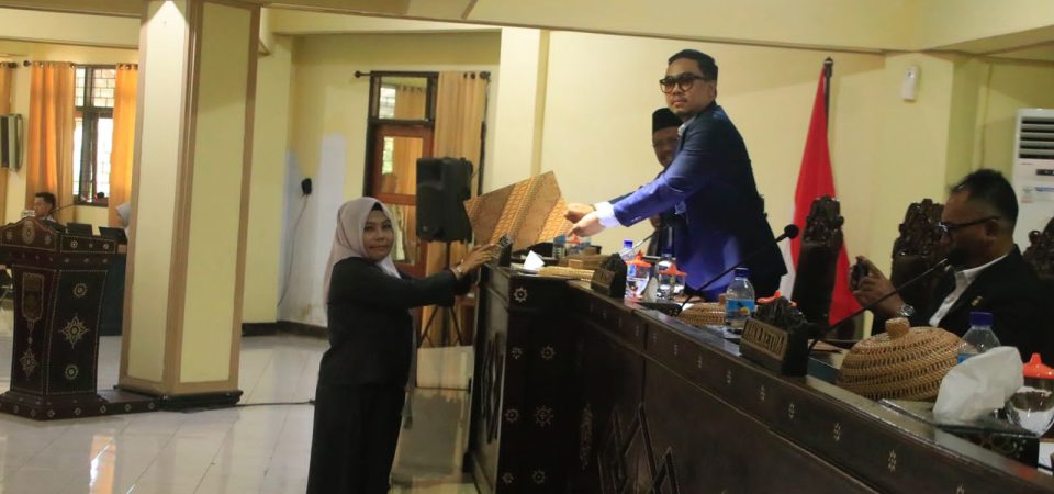 Paripurna Dewan, Wabup Umi Nurul, RPJMD 2025-2029 Untuk Kesejahteraan Masyarakat